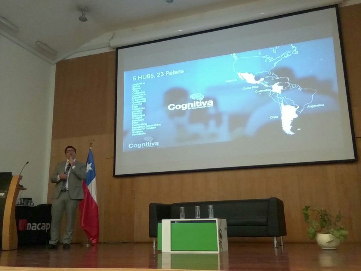 PerezMarquezF's tweet image. Empezó la última Meetup del año #bigdatachile @hdroguett @jorgealzamora