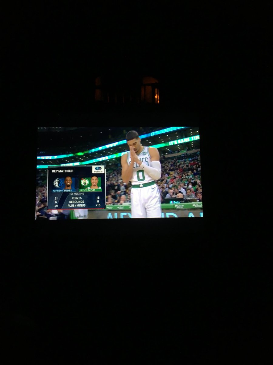 NHRunner82's tweet photo. Spinning in the dark to the Celtics @NBCSBoston #goceltics #rotytatum https://t.co/VtINCruKHy