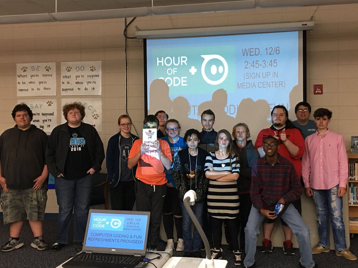 BigCsMom's tweet photo. The Hour of Code Event was a huge success!  Thanks to @CoachHSBaseball and Mr. Lamora for helping out!! https://t.co/BM6YcVfDET