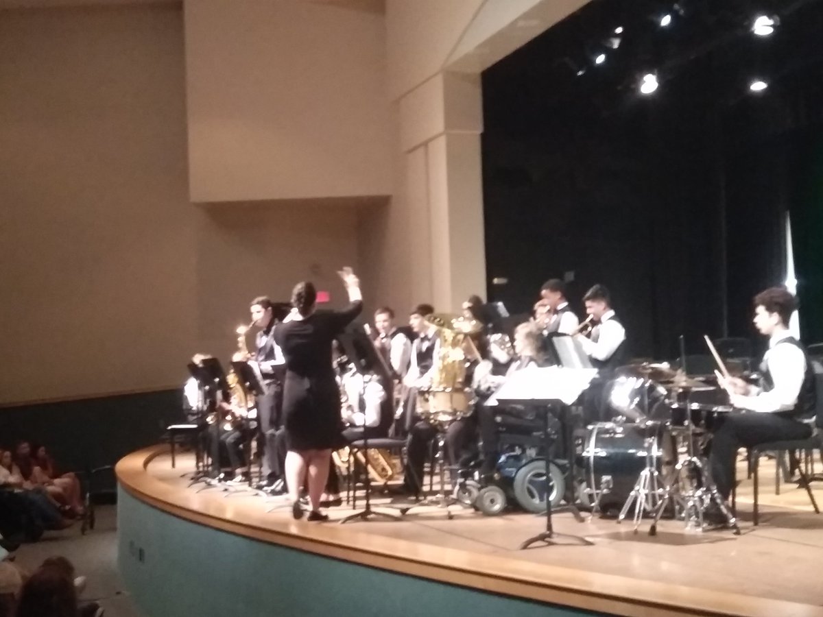 Brian Goddard (@briangoddard17) on Twitter photo <a href="/DelandTerriers/">DeLand Middle School</a> rocking the Christmas Carols tonight thanks <a href="/delandbulldogs/">DeLand High Bulldogs</a> for letting us borrow you digs for the night <a href="/DelandTerriers/">DeLand Middle School</a> rocking the Christmas Carols tonight thanks <a href="/delandbulldogs/">DeLand High Bulldogs</a> for letting us borrow you digs for the night