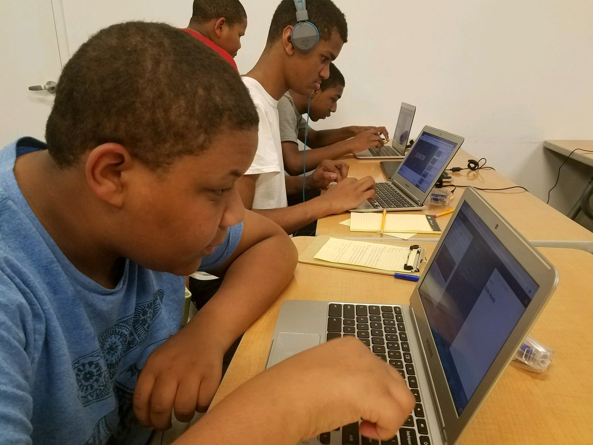 DaWriterChik's tweet photo. @4pt0schools Another successful piloting session is in the books! https://t.co/GwMJBUnHal