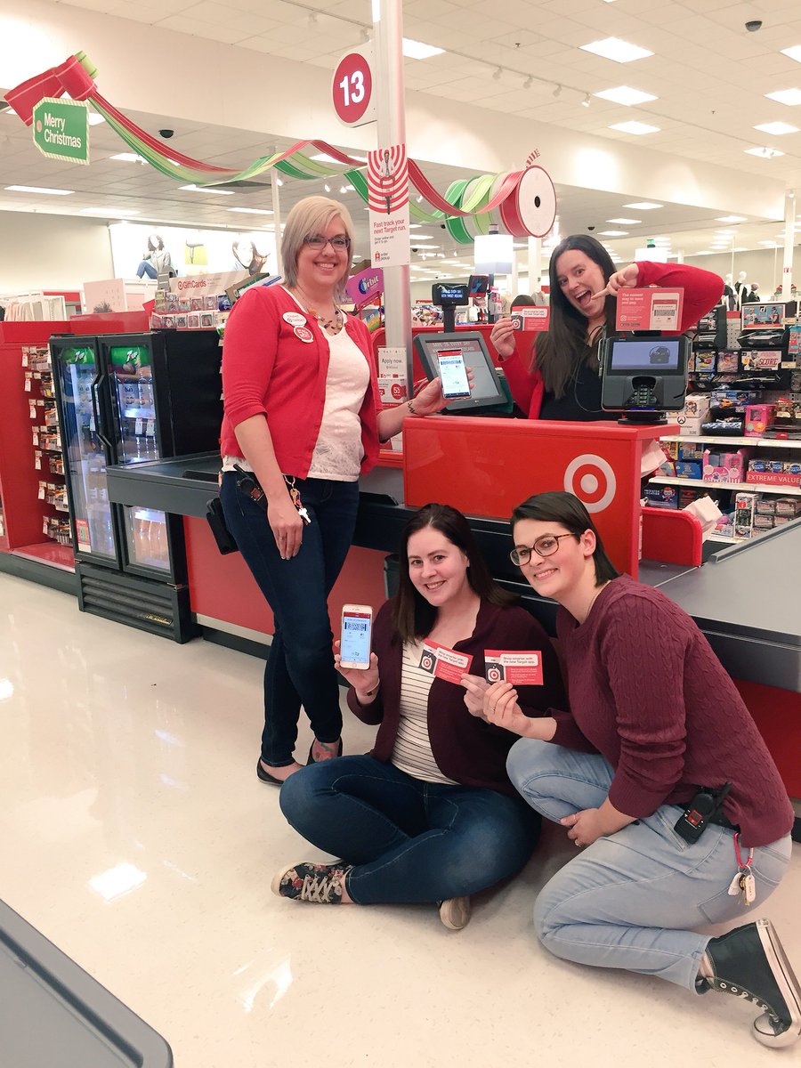 Educating the guest how to shop smarter #leavethepurseathome #targetwallet#R100allinone @ContrucciJoe <a href="/4everettMark/">Mark.Everett</a> <a href="/CrystalMcCrack3/">Crystal McCracken</a> <a href="/OneEyedLance/">Lance Leithead</a> <a href="/r_d_parsons/">RD Parsons</a>