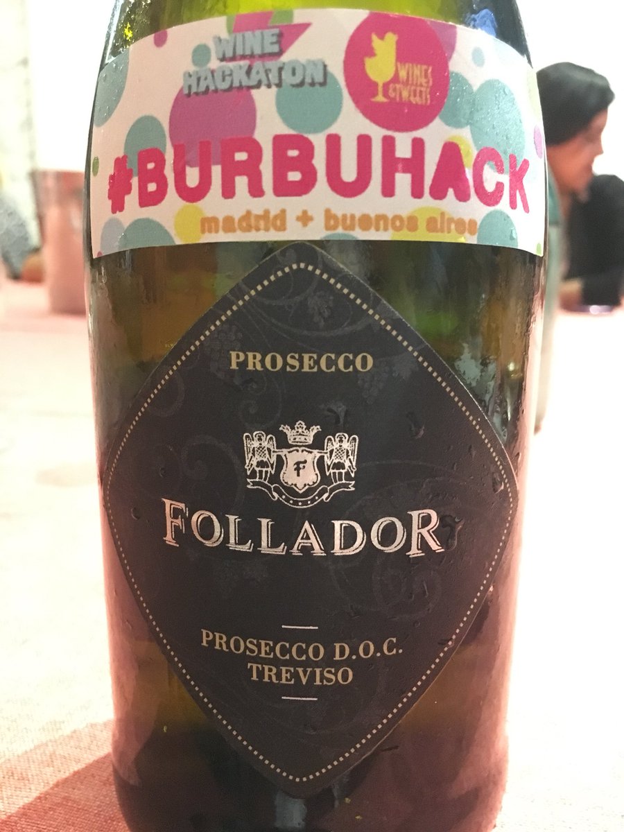 Presencia italiana en el #BurbuHack <a href="/folladorwines/">Follador Prosecco</a> con un Prosecco muy muy rico