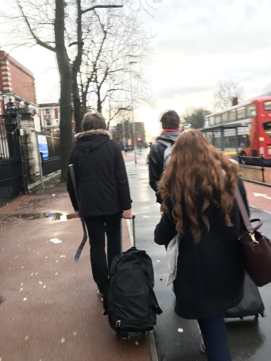 It’s time! On our way to Manchester Children’s Hospital #HaveYouSeenCecil <a href="/StaffsUniDrama/">StaffsUniDrama</a>