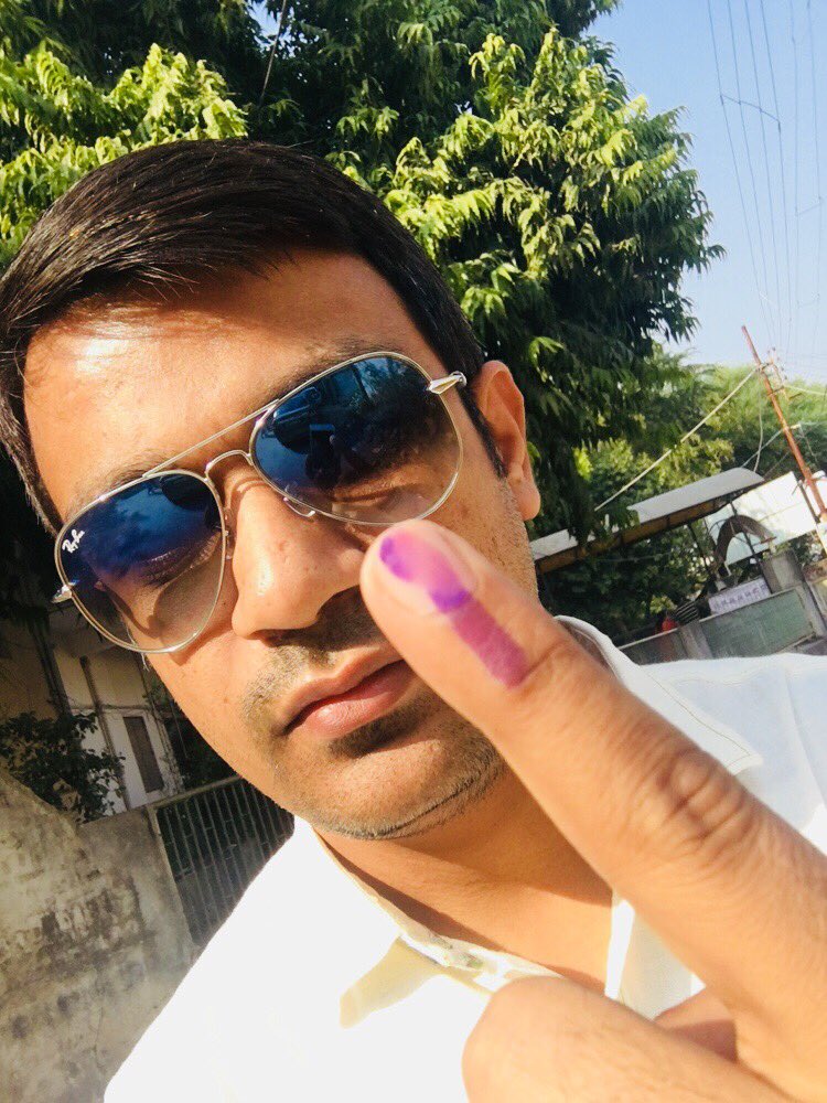 #Vote4Vikas