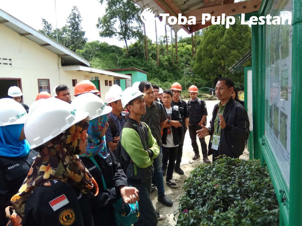 tobapulp_id's tweet photo. Kunjungan Mahasiswa Universitas Simalungun
Fakultas Pertanian, Universitas Simalungun (USI), merasa puas dan berkesan dengan operasional dan tata kelola lingkungan yang dijalakan oleh perusahaan, saat berkunjung ke fasilitas produksi PT. Toba Pulp Lestari, Tbk. (TPL), 
#roadtotpl https://t.co/09q8QYvIgZ