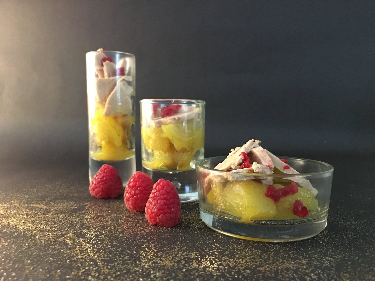 MetsVins_eu's tweet photo. #Idéerecette
Quelle entrée pour votre repas de Noël? Cette verrine poire foie gras fera parfaitement l'affaire 😉

https://t.co/HfyyjkR3yb

#foiegras #recette #metsvins https://t.co/TwDtLEPVxq