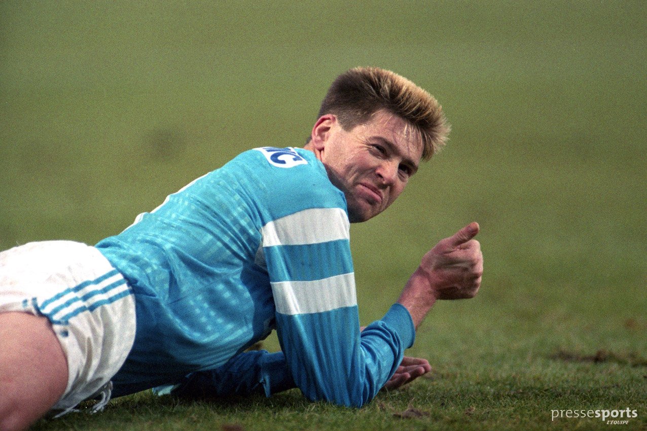 HAPPY BIRTHDAY MAGIC CHRIS WADDLE !       