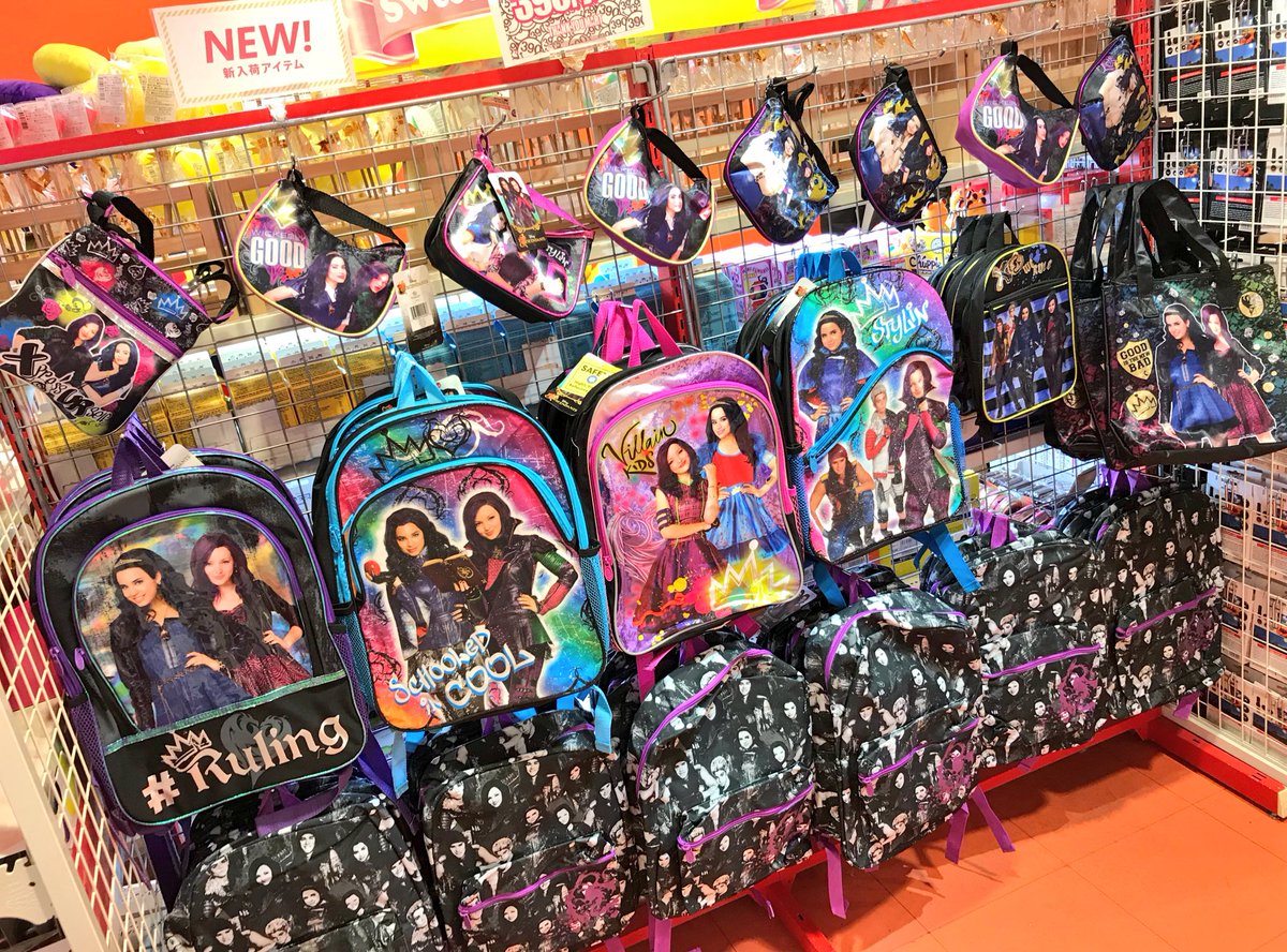 サンキューマート町田ジョルナ店 ディセンダント お待たせしました ꉂꉂ 大大大人気 ディセンダントのバッグがポシェットやミニリュックなどを仲間に入れて再入荷 前回入荷時も即完売するほど人気な商品なので狙っていた方はお早めに