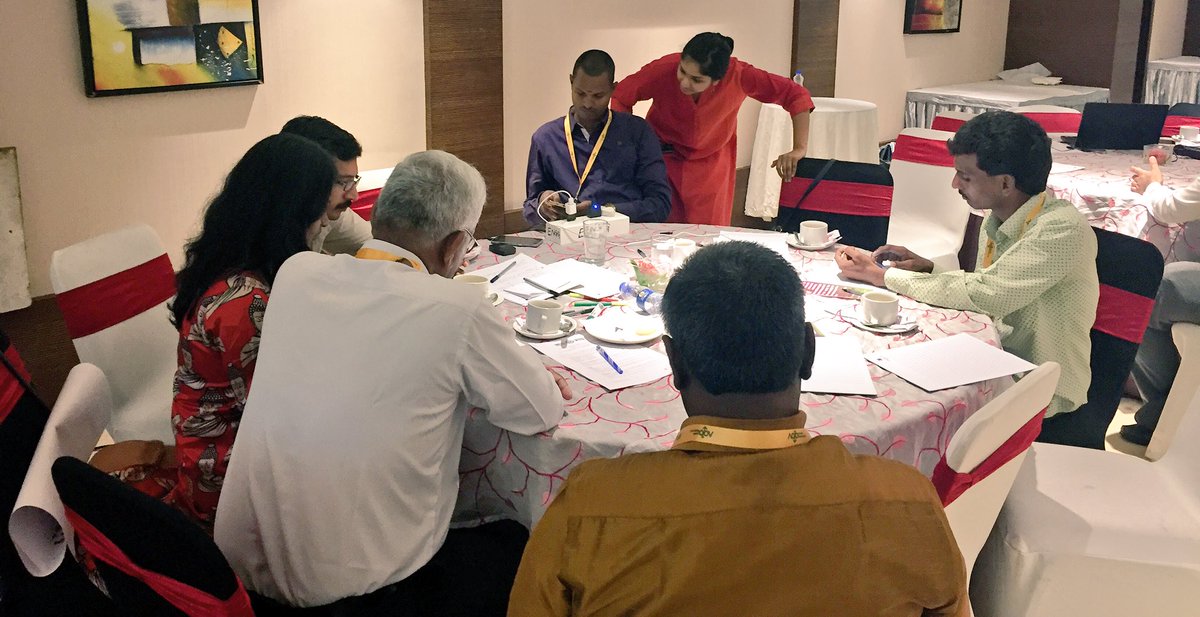 GirlRisingIndia's tweet photo. Helping participants post live updates from the workshops on effective communication strategies to counter gender-based violence. #NoSilenceAboutViolence #CommsAgainstGBV https://t.co/bnsvG0dDWV