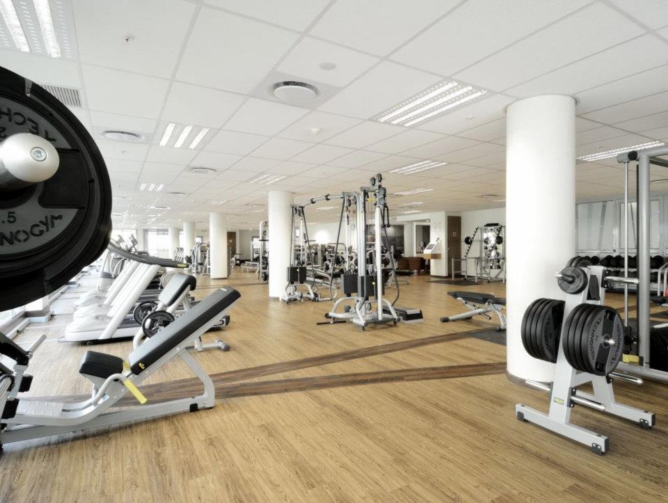 Inside_Active's tweet image. As the end of the year approaches InSide😎Active would like to thank all their clients and members for a strong 2017! Look out for 3 new clubs in Constantia Kloof, Midrand and Broadacres Q1 2018 #InsideActive