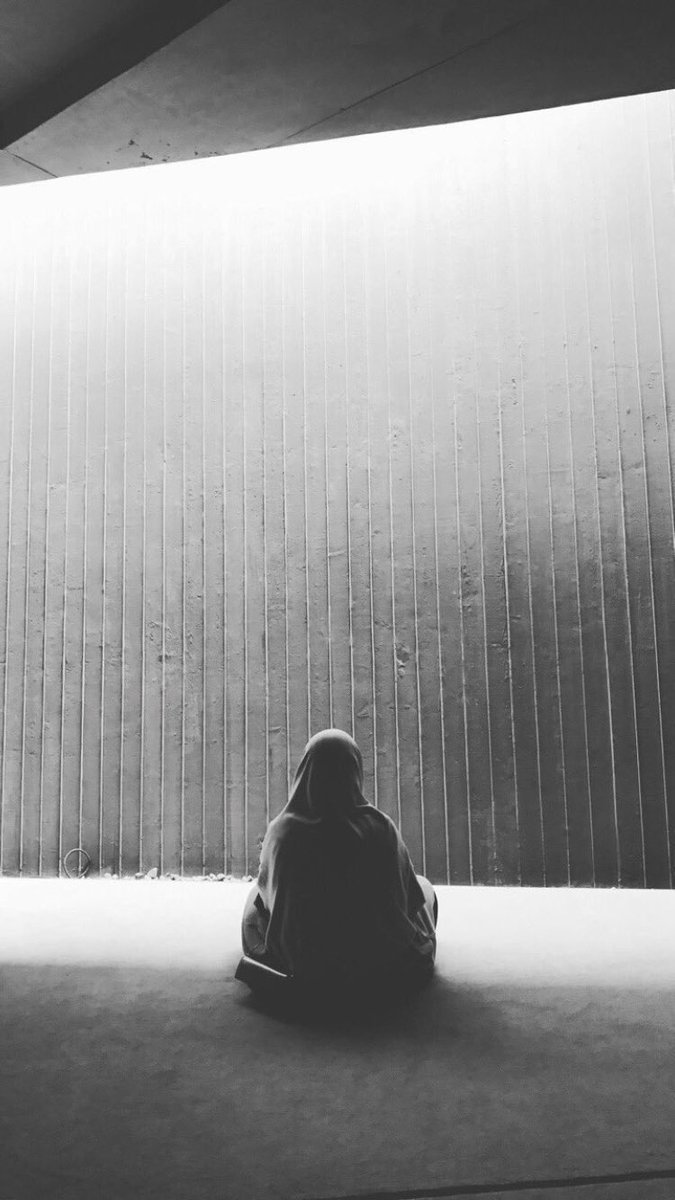 fontool's tweet photo. أُمّ تدخلك الجنة
زوجة تكمل نصف دينك
بنت تحجبك عن النــار 
المرأة عظيمة مهما كان عمرها https://t.co/VDvu7HSKtc