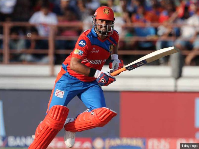 Happy Birthday Suresh Raina: The Fast Batsmen s Secrets of Keeping So Fit and Active  
