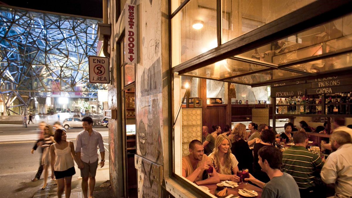 Melbourne's tweet photo. Weekend 48-hour itinerary: lose yourself among laneway bars, boutiques and restaurants https://t.co/w65lxGLiHk #melbournetwist https://t.co/bbjXY1Jei0