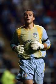 Happy 39th birthday to former Leeds keeper Paul Robinson. 

Never forget his goal for Leeds

 