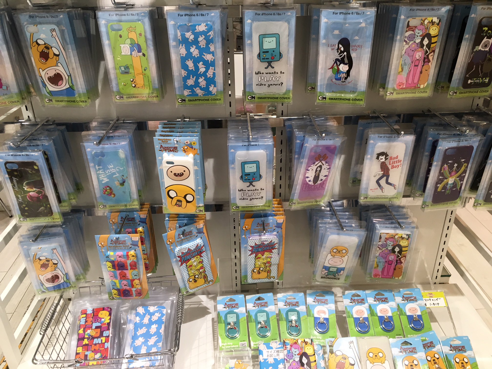 マルイノアニメ Na Twitteru アドベンチャー タイムショップ In大宮マルイ 17日 日 までの営業です デザイン豊富なスマホケースや大人気のスカジャンなど アドベンチャー タイムのグッズを多数取り揃えております 限定の抽選会も開催中 イベント詳細はこちら