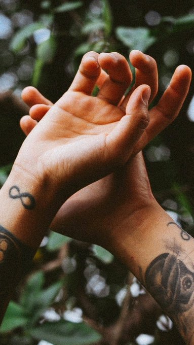 &mdash; Для&nbsp;меня татуировки &mdash; это&nbsp;все мгновения моей жизни.  Есть мгновения, о&nbsp;которых хочется не&nbsp;забыть. https://t<a href="/tag/govegan"class="tags"><span>#govegan</span></a>