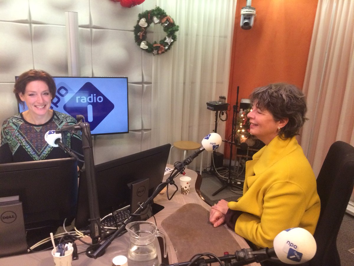 Met @MtenHoonte bij <a href="/NPORadio1/">NPO Radio 1</a>, luisteren als je wilt horen hoe het ervoor staat op de arbeidsmarkt.