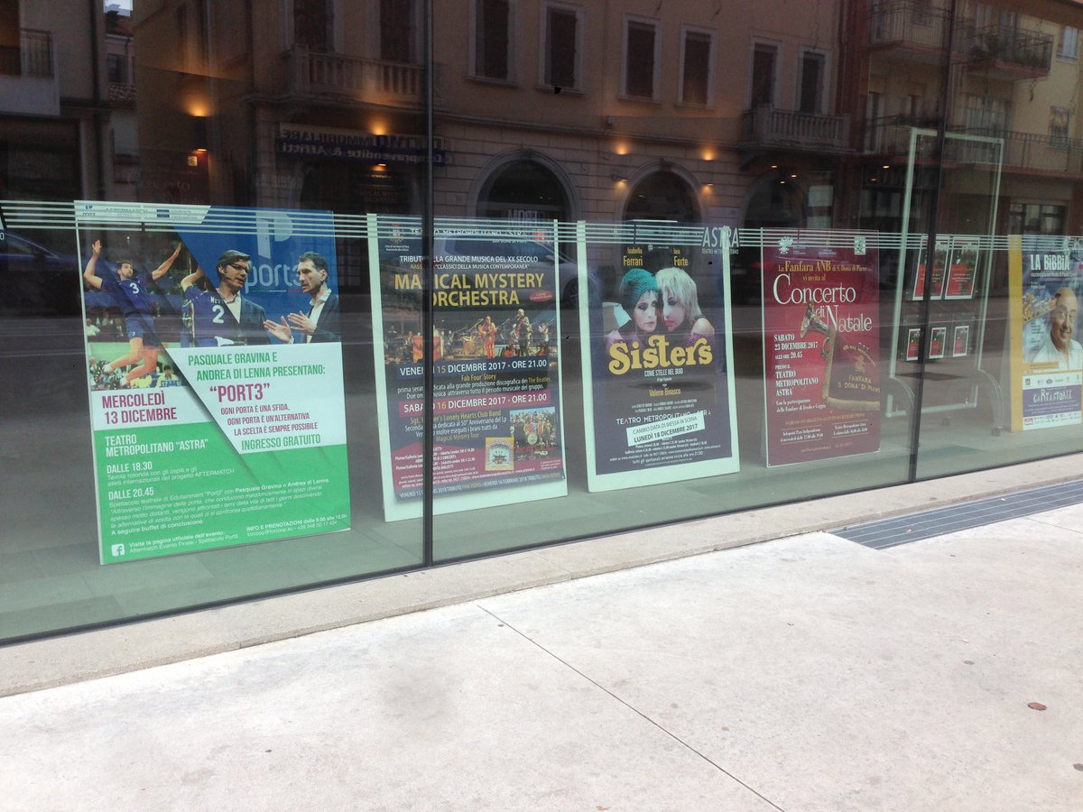 port3dutainment's tweet photo. #sport #eventi #teatro #edutainment #cultura #azienda #formazione
Con la tappa numero otto si chiude per questo 2017 il viaggio di @AndreaDiLenna e @pasqualegravina. Arrivederci al 2018 per aprire nuove porte insieme! https://t.co/dndSgVZVFl