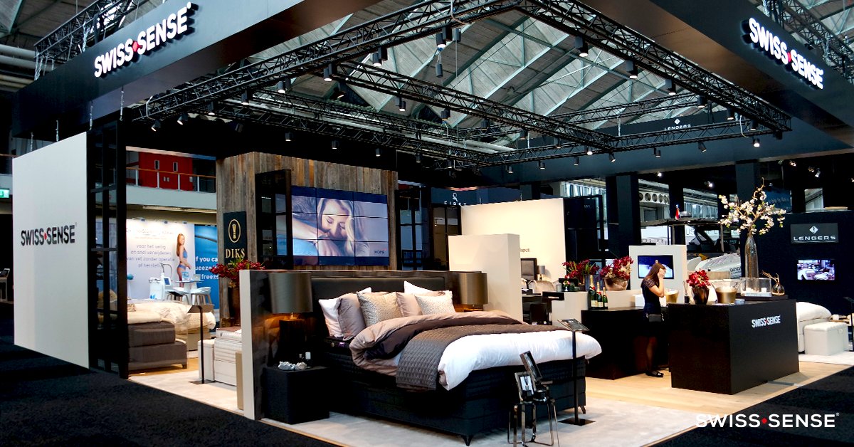 Afgelopen week waren we aanwezig op #MastersofLXRY. Onder andere blogger Susanne van <a href="/StijlvolStyling/">Stijlvol Styling</a> kwam langs bij onze stand. Was jij er ook bij? #SwissSense