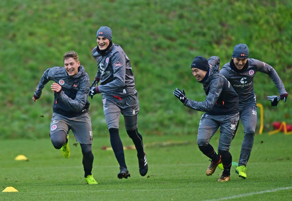 Hier ist der Tagesplan unserer #Kiezkicker:
Training (nicht öffentlich) ⚽️
#fcsp
