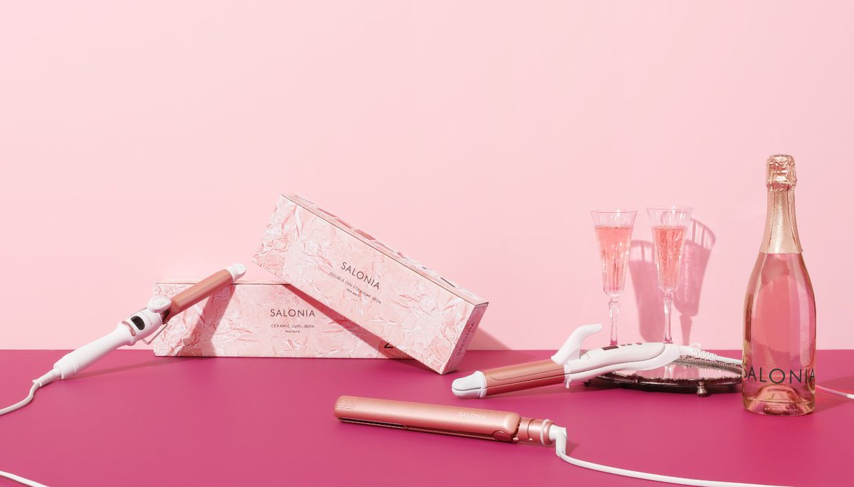Salonia Official ヘアアイロン売上シェアno 1 Pink Mood ピンク色は フォトジェニック で親しまれているカラー 美容や恋愛だけでなく 人間関係にも影響を与えてくれるそう 今しか手に入らない限定カラーの シャンパンピンク をgetして
