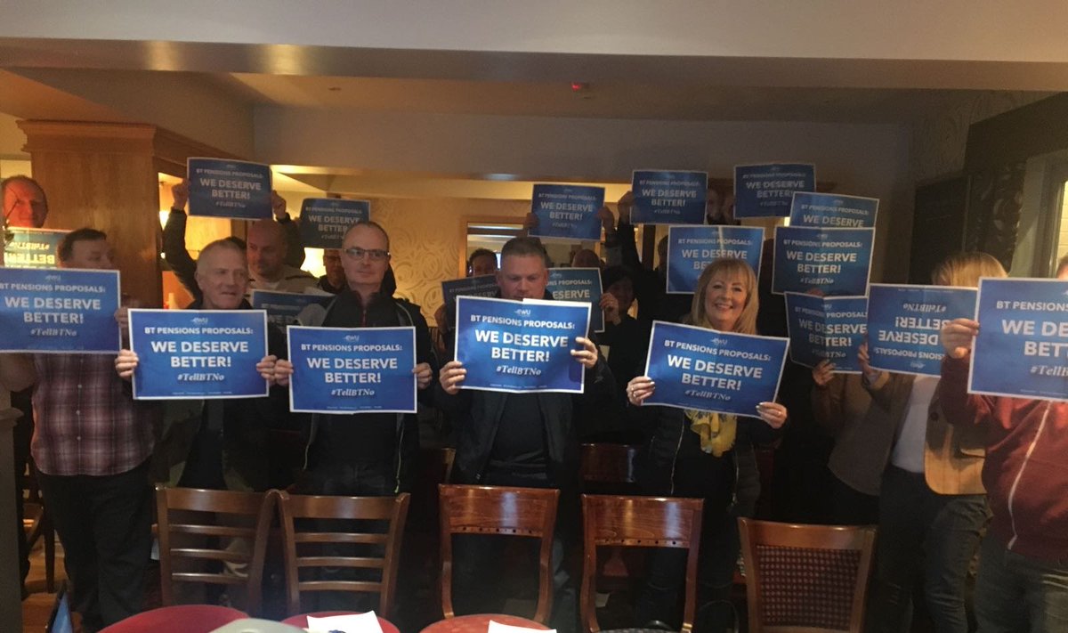 davejtee's tweet photo. Thanks to all the members in Shrewsbury last night who braved it through the snow to tell BT they deserve better. #TellBTNo https://t.co/LpPeKSCfaF