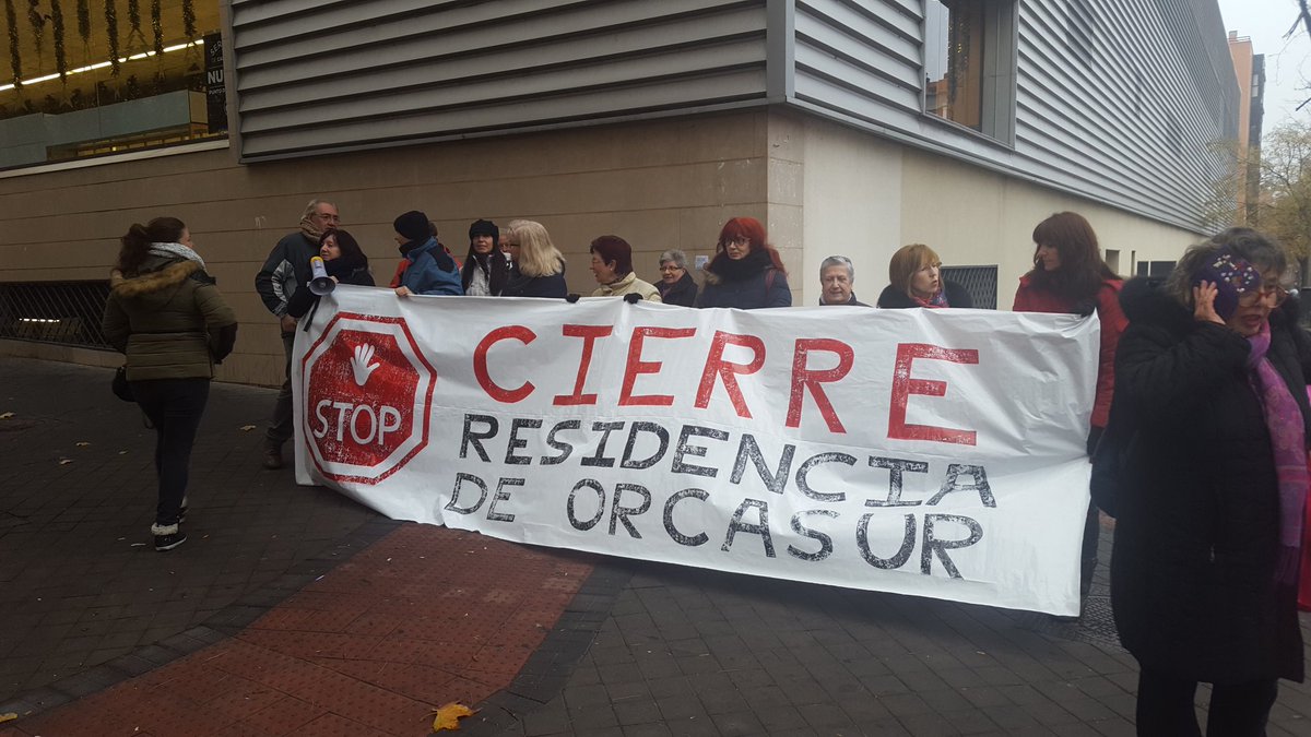 Estamos con <a href="/PlatSTOPcierre/">Plataforma⛔️CierreResidenciaSJOrcasur</a> en la asamblea de Madrid, hoy pregunta <a href="/camargoraul/">Raúl Camargo</a> sobre el compromiso  <a href="/ccifuentes/">Cristina Cifuentes</a> y <a href="/carlosizqtorres/">Carlos Izquierdo</a> para no cerrar la residencia de personas mayores de San José en Orcasur