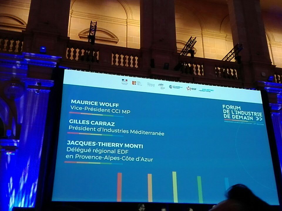 Industries et territoires  forum et industries de demain où il est question de changement de paradigme