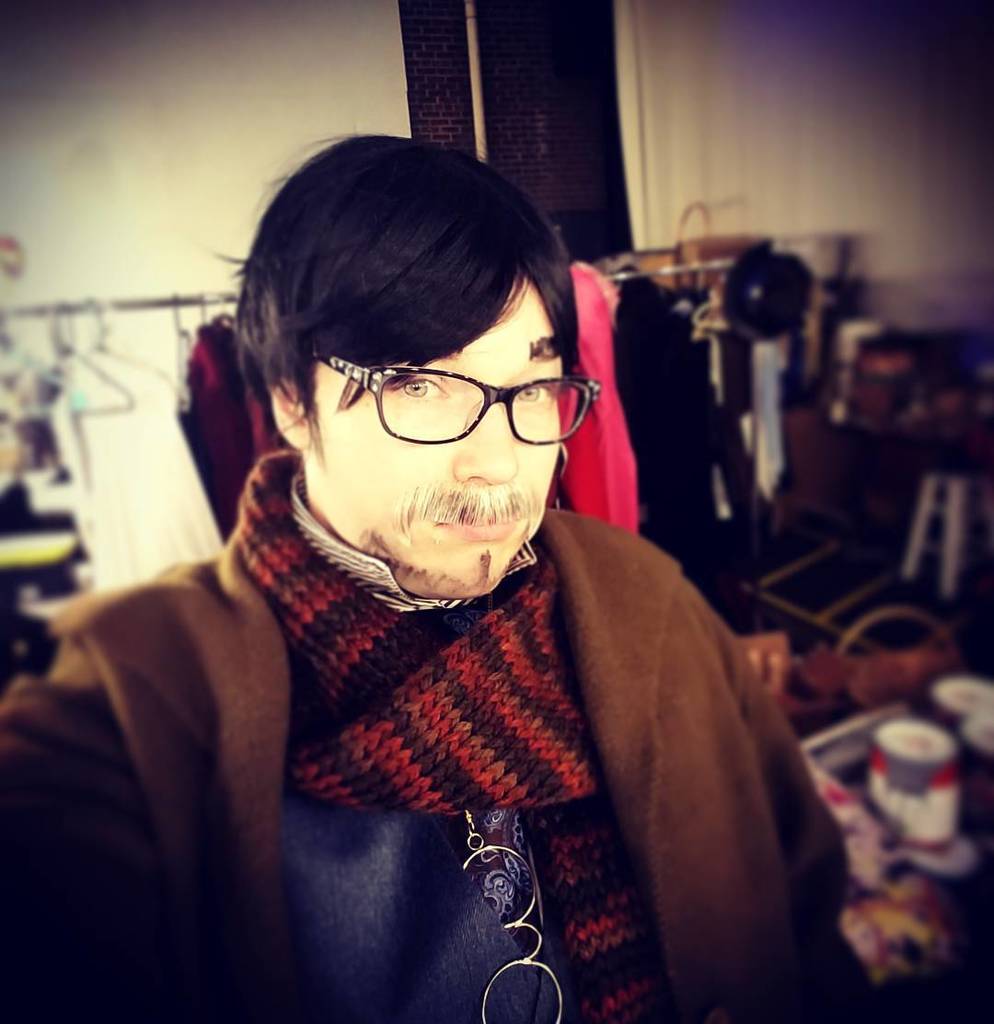 JacFatale's tweet photo. Hipster Bob Crotchit wants you to taste the local brews at XXMAS Carol this weekend!

#minnskytheatre #minnsky #nordeast #xxxmascarol #wickedwenches #wickedwenchescabaret #christamascarol #parody #theatrelife https://t.co/5Vlknr7Mi4 https://t.co/hAZp5vio0e