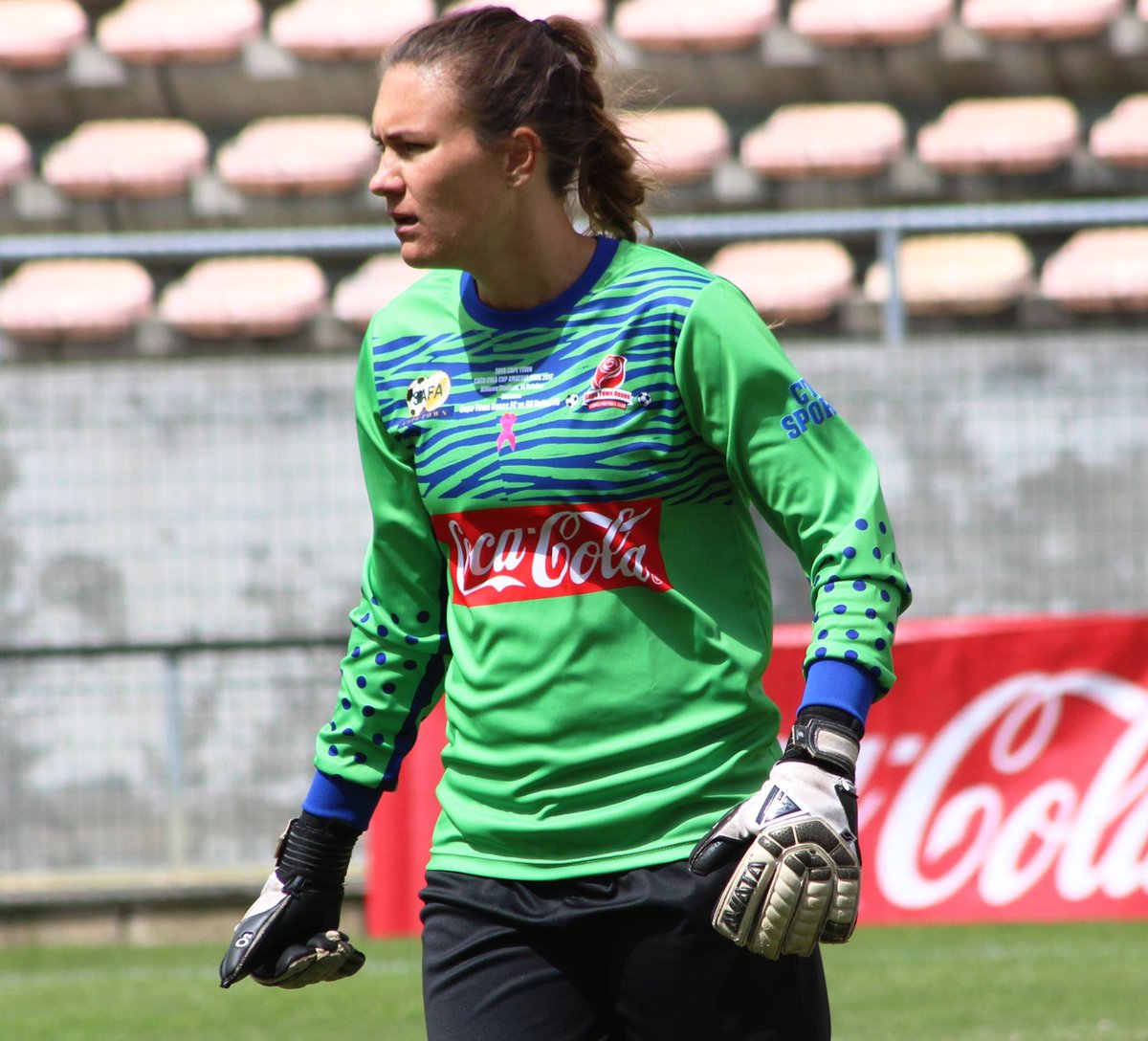 cherylroberts00's tweet photo. SA international goalkeeper @Banyana_Banyana's     Roxanne Barker is at the national playoffs with her team Cape Town Roses. According to coach Madikane, Roxanne will play today in the semifinal match for @CapeTownRoses https://t.co/FmexihTX31