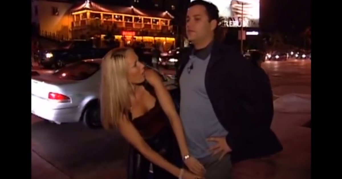 Zigmanfreud's tweet photo. Breaking: Based on the Al Franken/Tweeden pre-Senate comedy bit precedent, @ABCNetwork now planning to cut ties with Jimmy Kimmel over old "Man Show" skit where he forced good looking women to search his pants...
#NextLogicalStep
#Joke
#IThink https://t.co/mzmqLoLb0L