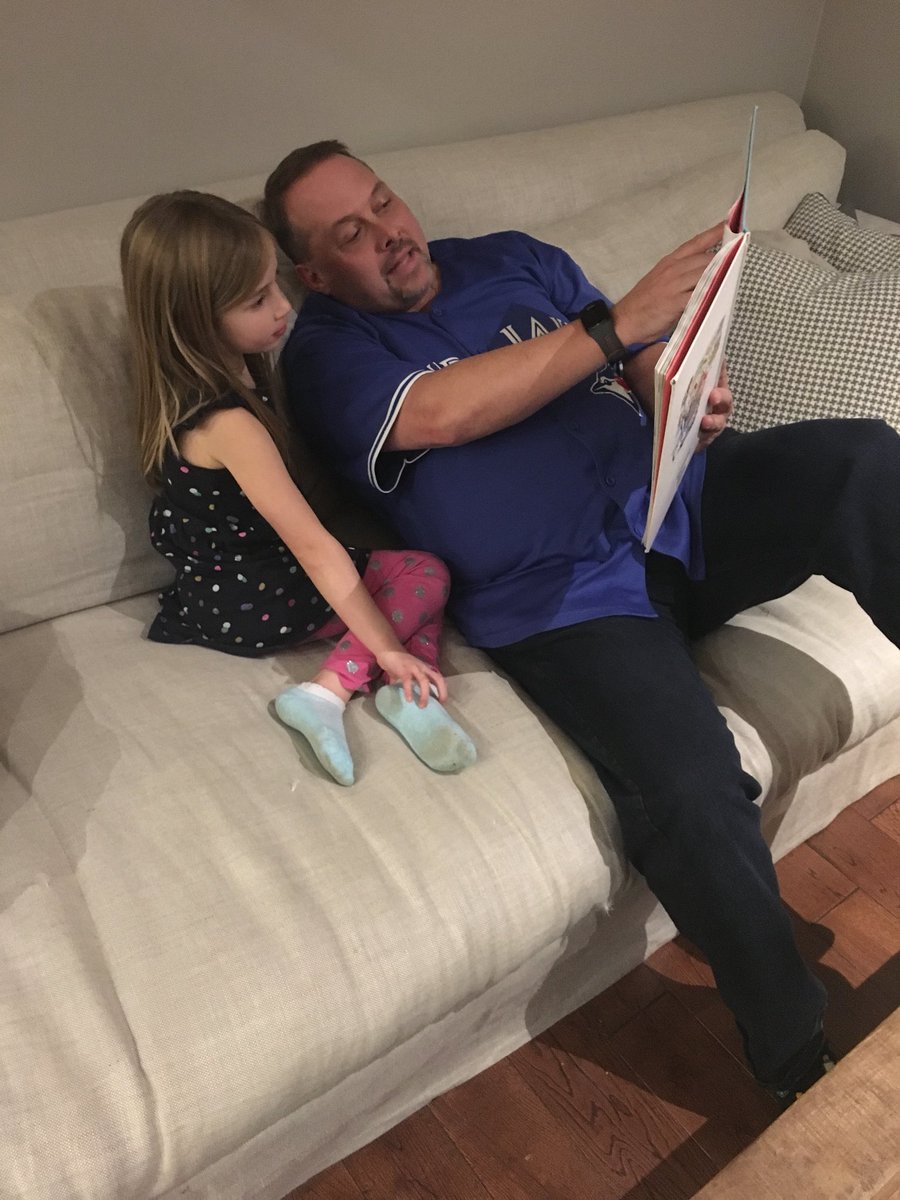 TD_MSnow's tweet photo. This guy @edwinsebel being awesome both day and night, pulling extra duty all over the place. Thanks for joining us for dinner and leading story time #StandUpGuy #HeartofGold #BestDMSS https://t.co/tLexgDNHwq