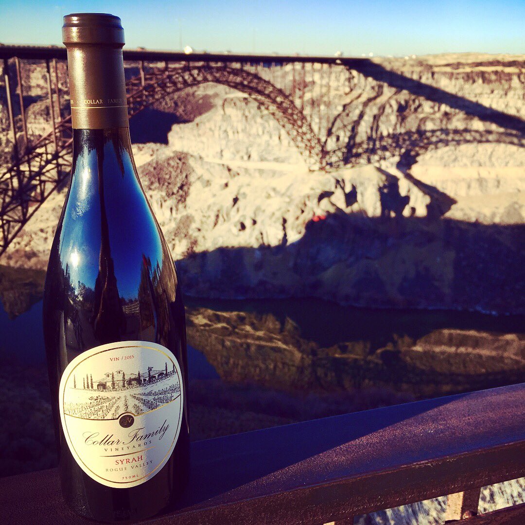 CollFamVin's tweet photo. Our wine in Twin Falls, Idaho watching #basejumpers on the Perrine Bridge! #oregonwinesinidaho #roguevalleywine https://t.co/C0lcne8zYb