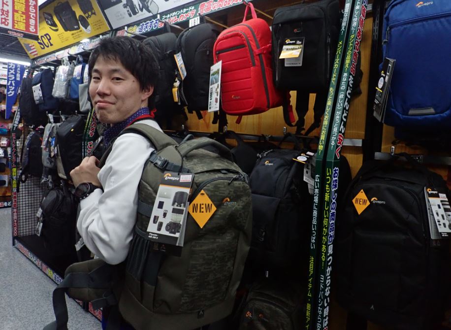 ヨドバシカメラ 名古屋松坂屋店 カメラバッグお探しですか ヨドバシ名古屋 では 店頭のカメラ 交換レンズでサイズの確認をしながらお選び頂けます コンパクトサイズからビッグサイズまで品数豊富に取り揃えております カメラバッグでお悩み中の