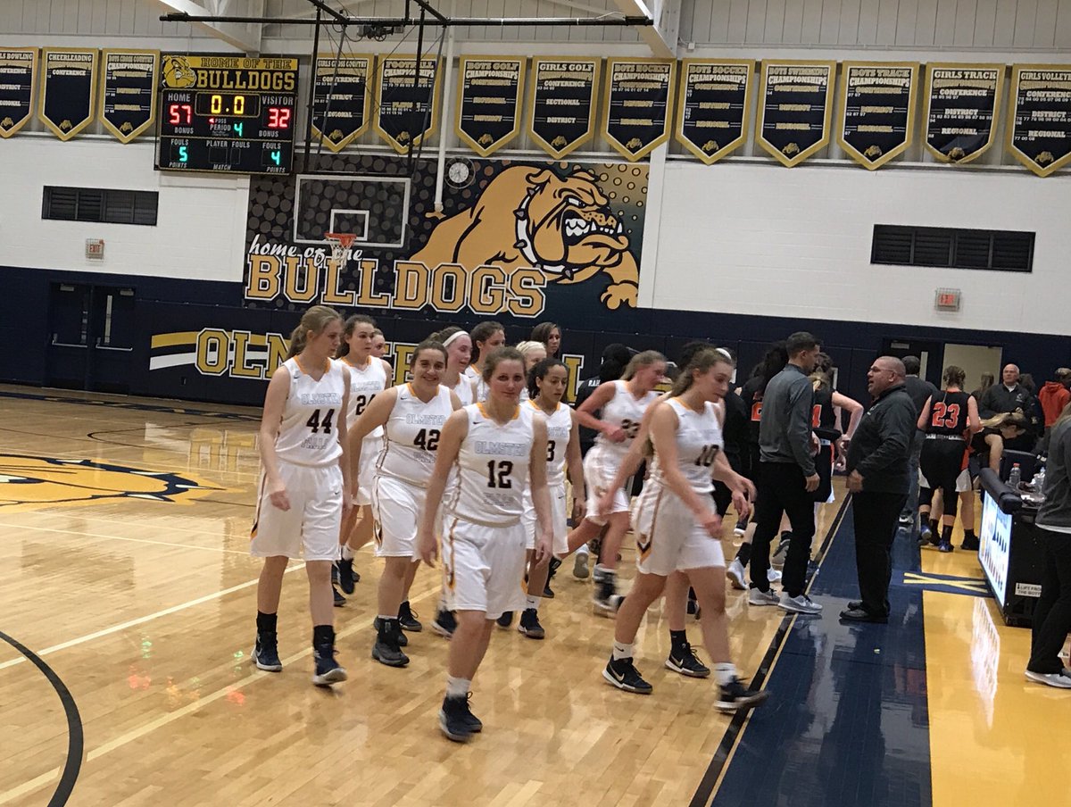 OFSportsMed's tweet photo. Dogs defeat rival North in convincing fashion 57-32.  This team is a lot of fun to watch! https://t.co/dfS0s9vGhW