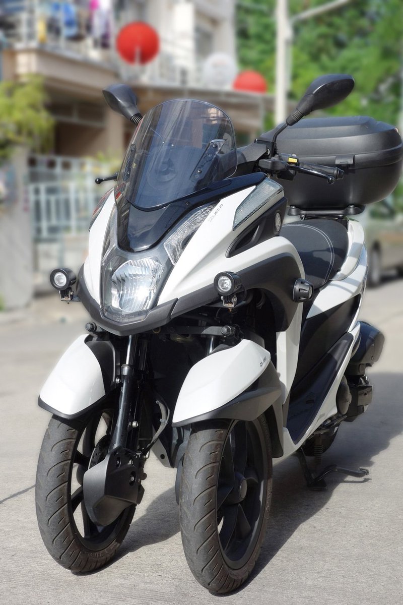 kitaco_1971's tweet photo. TRICTY125/ABS 155用　SPLなパットがSBSより登場！

マキシカーボン素材使用ミドルスクーター専用♪

222CT(L) 777-0222040  ￥4,200
223CT(R) 777-0223040  ￥4,200

冷間時から高温時まで幅広く対応。
リニアな使い勝手をお楽しみ下さい。

#キタコ　#KITACO  #TRICTY  #ブレーキパット
#RT希望 https://t.co/KzhDvZkTBu