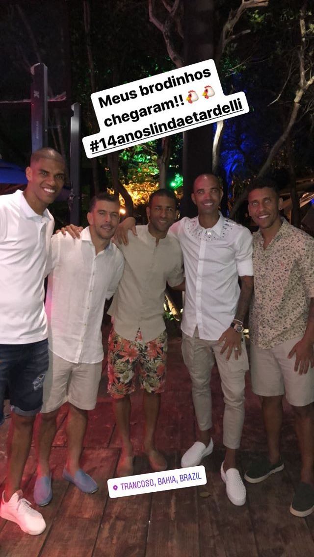 Rolezinho com os parças .. ⚫⚪👏👏👏