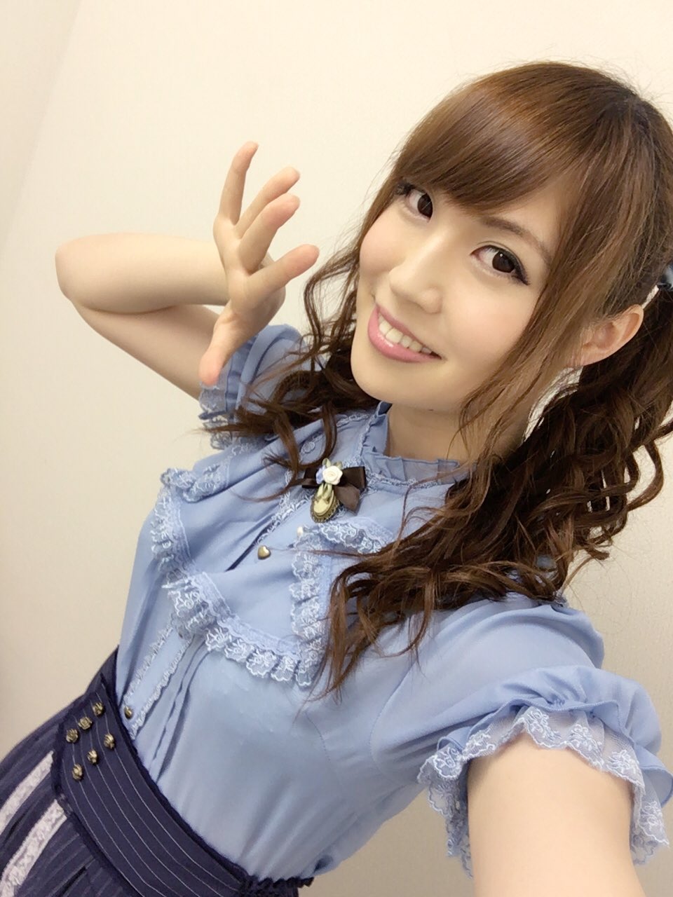 yukino akari まったく笑いにも繋がらない汚い言葉ツイート、愚痴やヘイト的なやつ見るのいやだぜー🙈  ネガティブになるのは仕方なし、でもストレスに起因する汚い言葉を電波に乗せる前に自分なりにのみ込んで発散すりゃいいしそうできるものを見つけりゃ ...