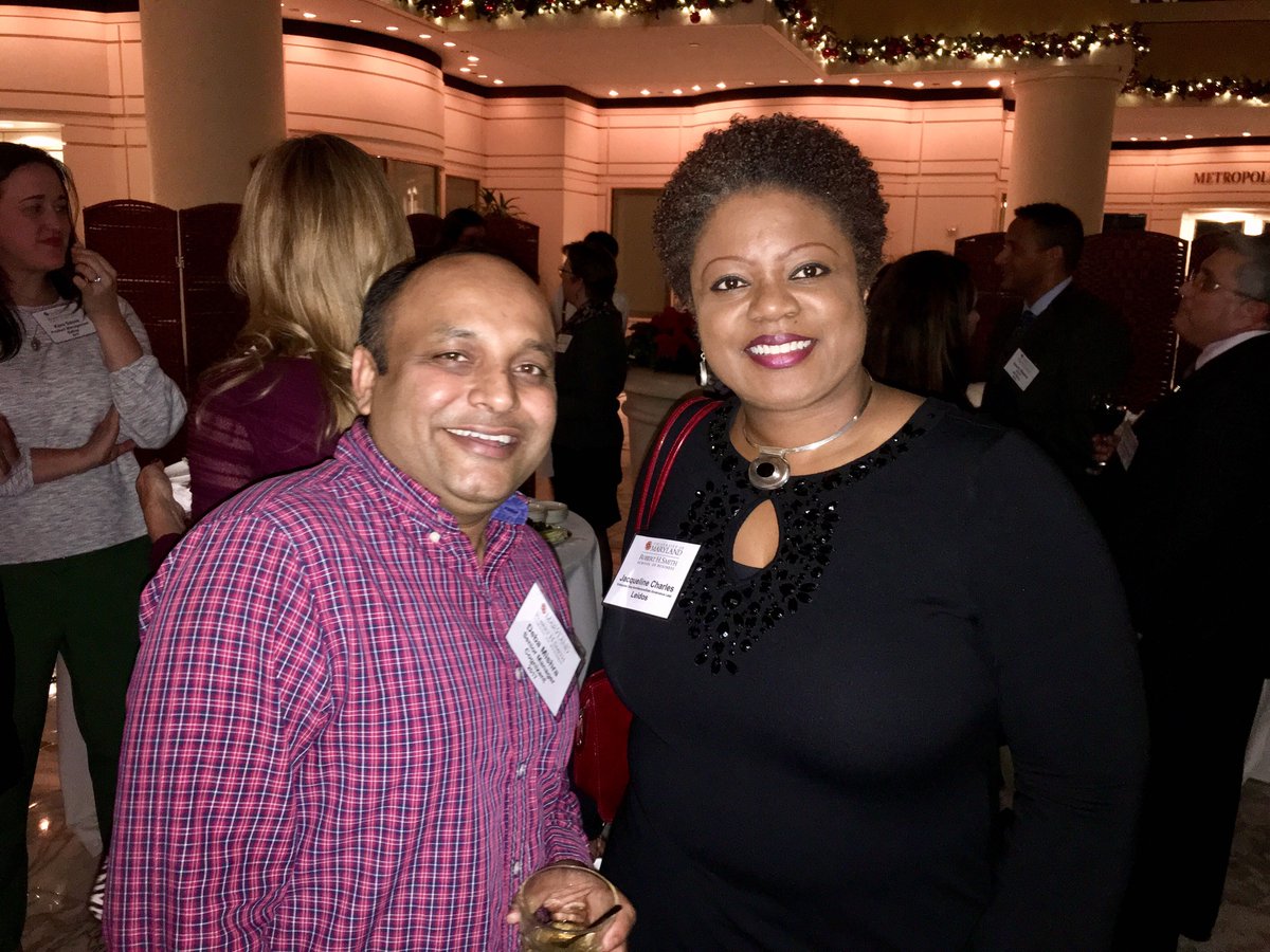 SmithEMBA's tweet image. Thanks to our #SmithEMBA alumni and students for coming out to our annual December networking event tonight @oldebbitt! #UMD #EMBA