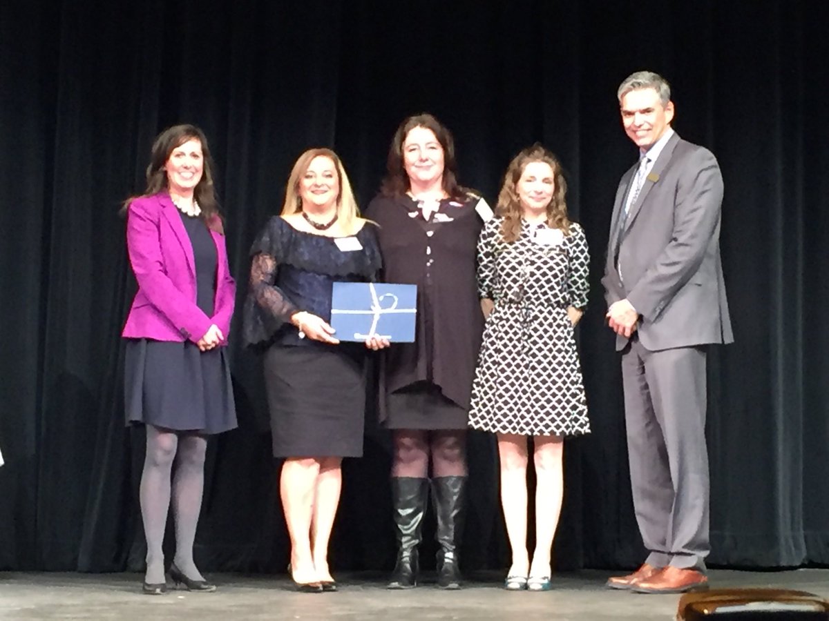 mrs_mcilwraith's tweet photo. @melazerte front office staff being recognized by @EPSBNews for their outstanding work!!! ❤️❤️❤️ #ChangeLives #InspirePassion https://t.co/4wFa0VXjat