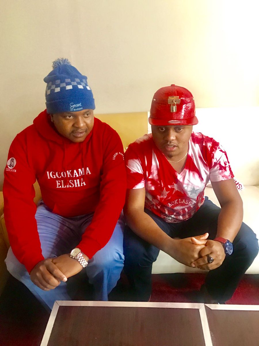 Mthandeni_SA's tweet photo. Mhlaka 09 December asihlangane #kwaMashuFanPark sizojabula ndawonye amaTicket atholakala @Computicket #IgcokamaElisha2017 #Ozankosi https://t.co/gWD9EuDnR5
