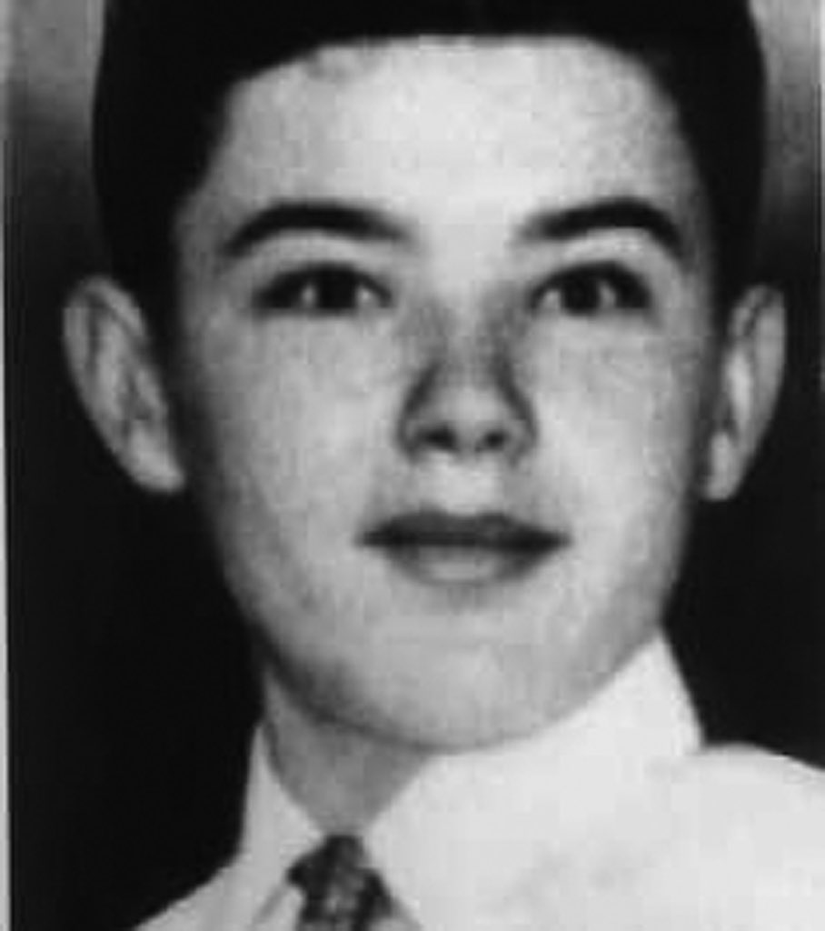 Un joven John Wayne Gacy