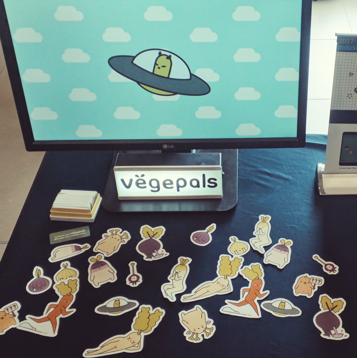 exhaustedalien's tweet image. Currently showcasing Vegepals, Discover Latrobe &amp;amp; Myself at AIE industry day! 
#vegepals #discoverlatrobe #indiedev