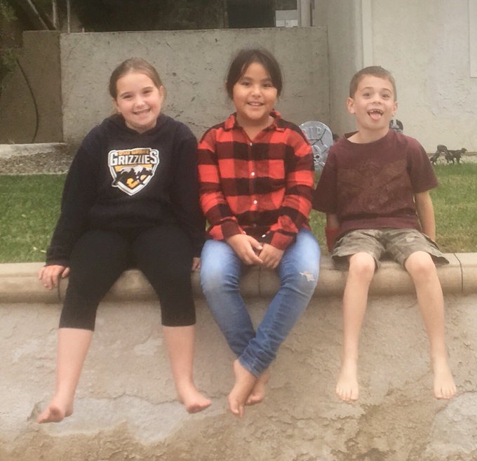 I miss the little munchkins. #TheThreeMusketeers https://t.co/zQmFBM7XRH<a href="/tag/thethreemusketeers"class="tags">#TheThreeMusketeers</a>