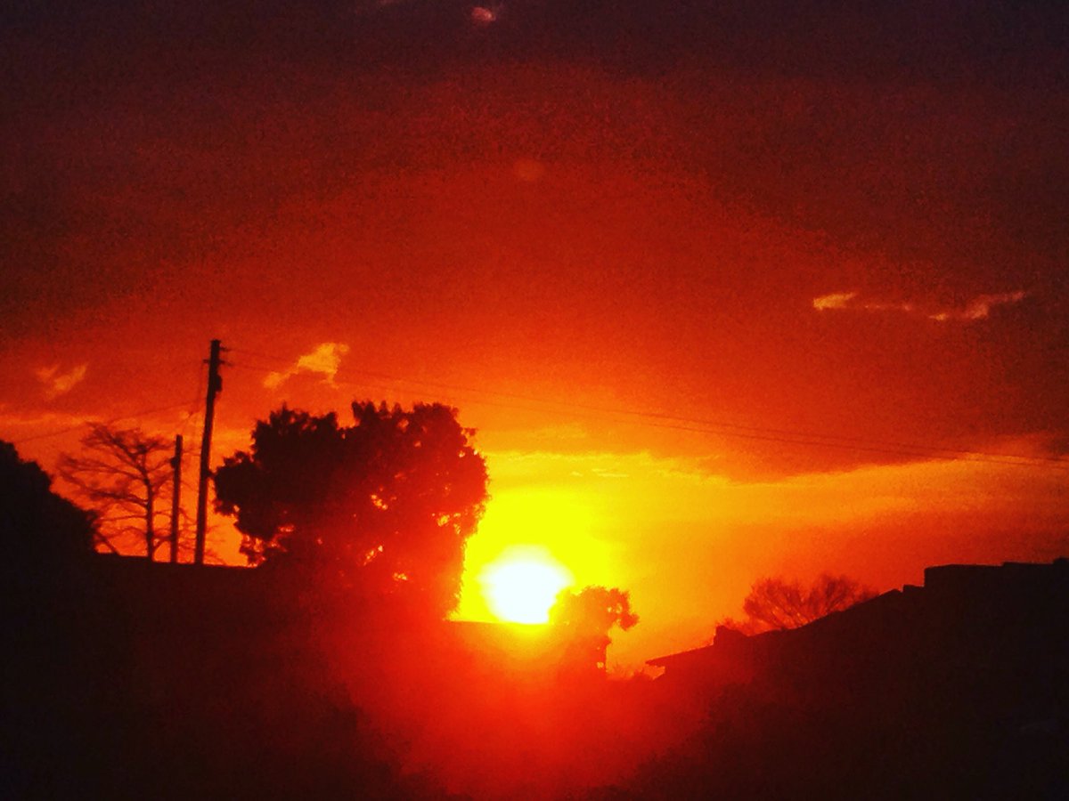 sipi_fall's tweet photo. #sundown is quiet a happy moments in Uganda and sipi falls is the point. https://t.co/Z2EUKKcFhy