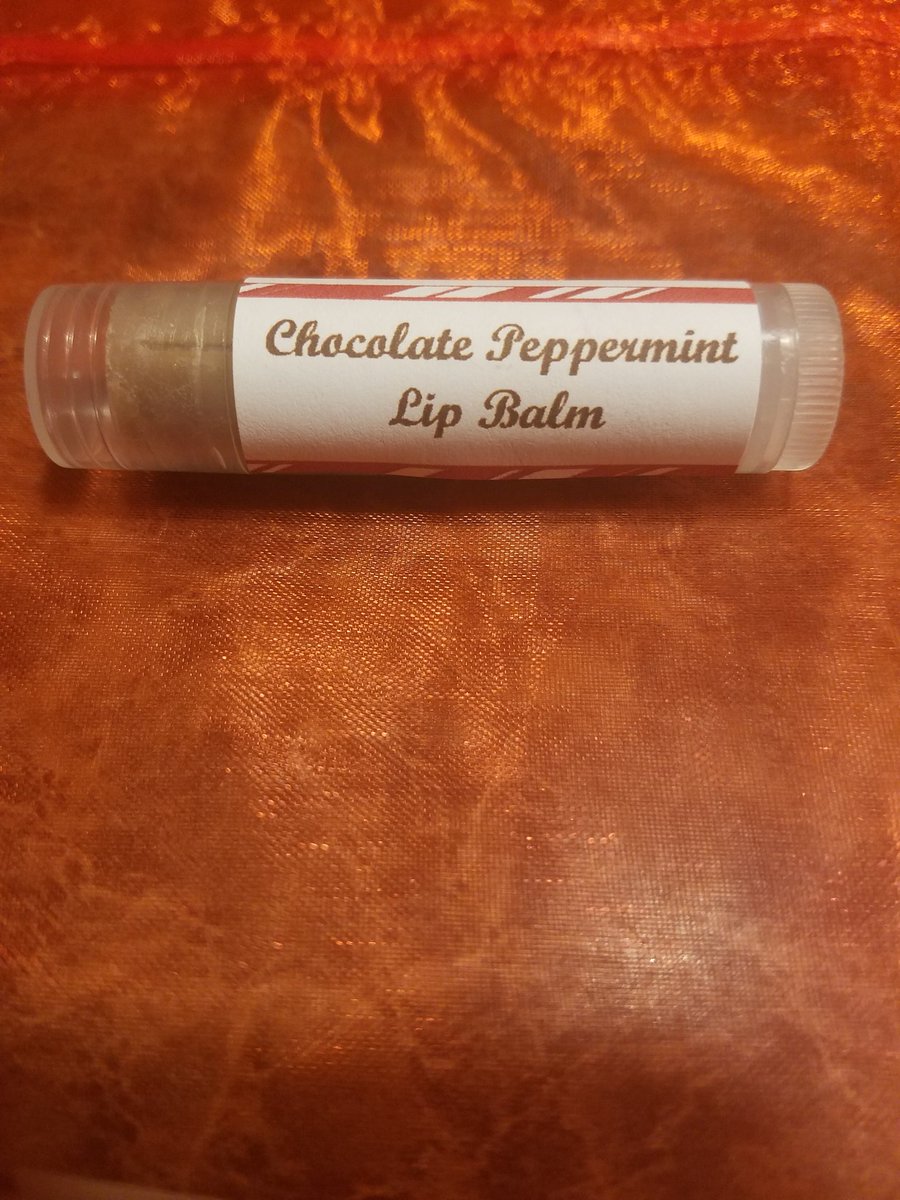 gibbsmg18's tweet photo. #allnatural lip balm #DYI #essentialoils https://t.co/FI0zMTJAJe