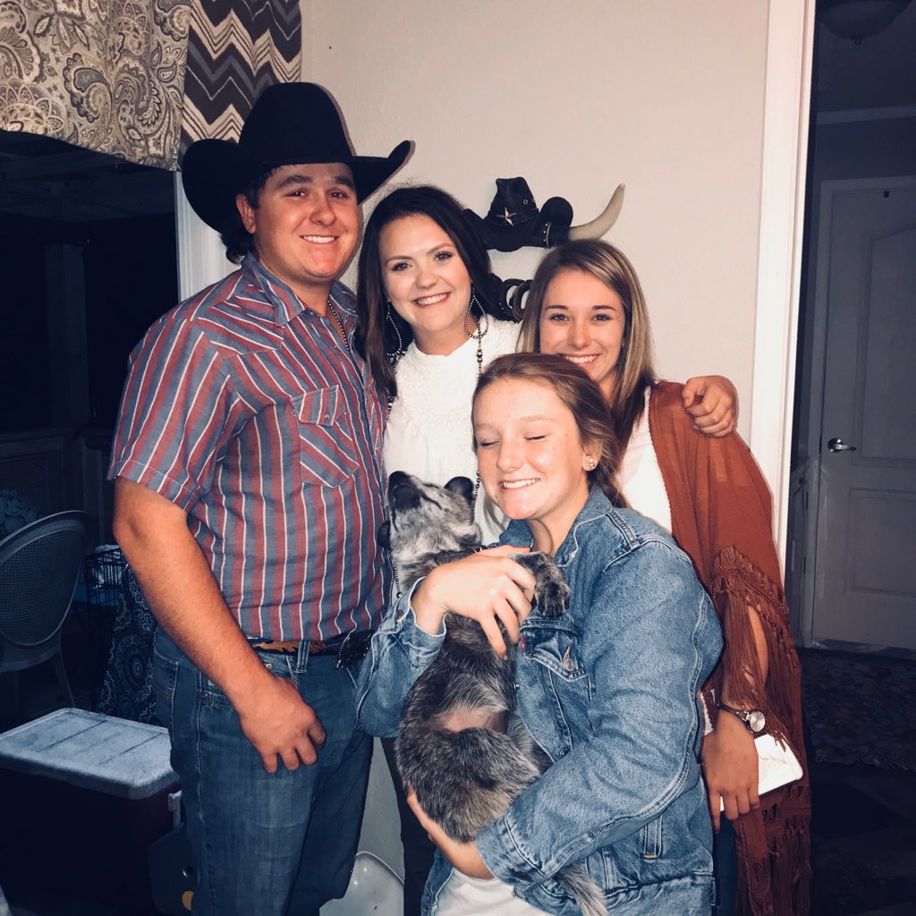 88sparkman's tweet photo. #NewProfilePic https://t.co/i6uICxGMZH