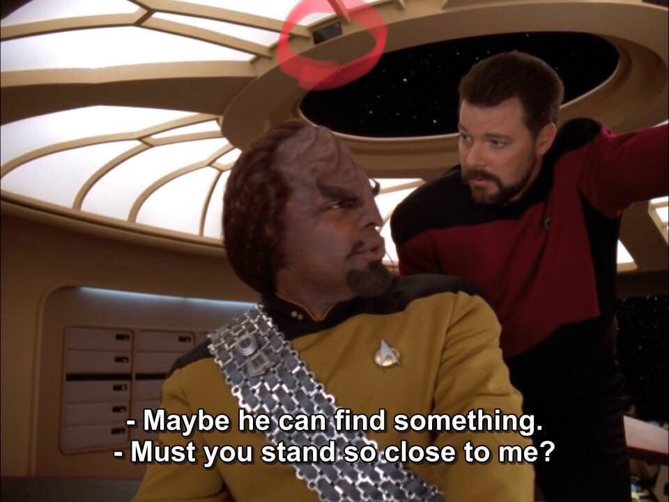 bigmeanjerk's tweet photo. Hey @MikeOkuda I just noticed the circled item while watching “Genesis”. Looks like the same black glass as the other bridge displays. Any idea if this is some production item or a never-used display? https://t.co/teOoSdvw0u