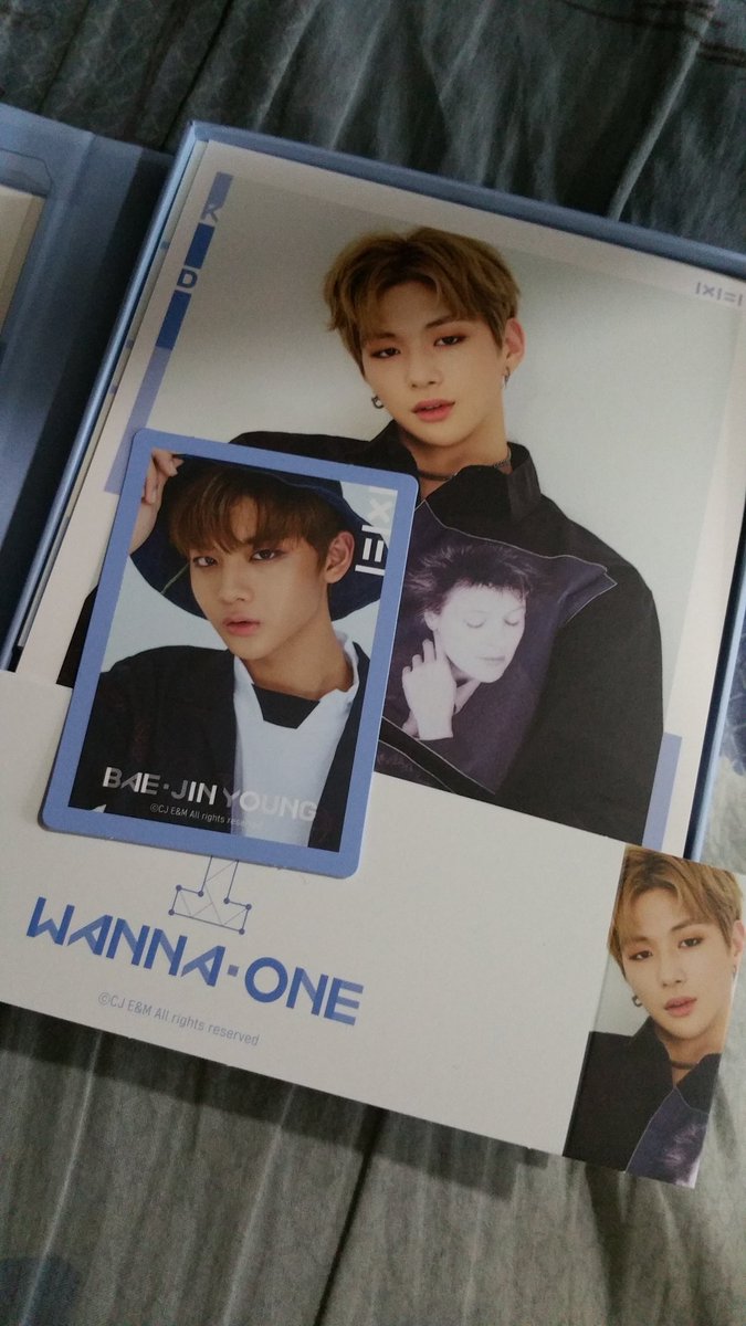 ignited_stars's tweet photo. (PH ONLY) Willing to trade the following: 
HAVE: SKY VER 
Daniel CC
Jinyoung PC

WANT: SKY VER
Ong Seongwoo CC and PC https://t.co/4FF8q8oIeW